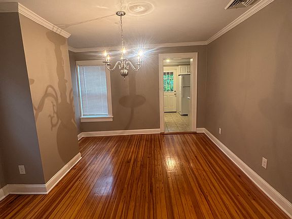 3rd image of 126 N College St #2