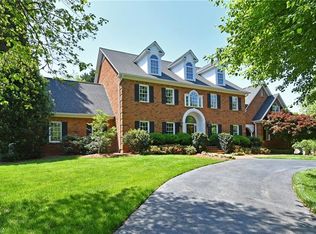 3131 Milhaven Lake Dr, Winston Salem, NC 27106