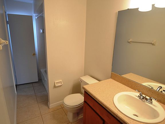 4th image of 717 Del Prado Dr