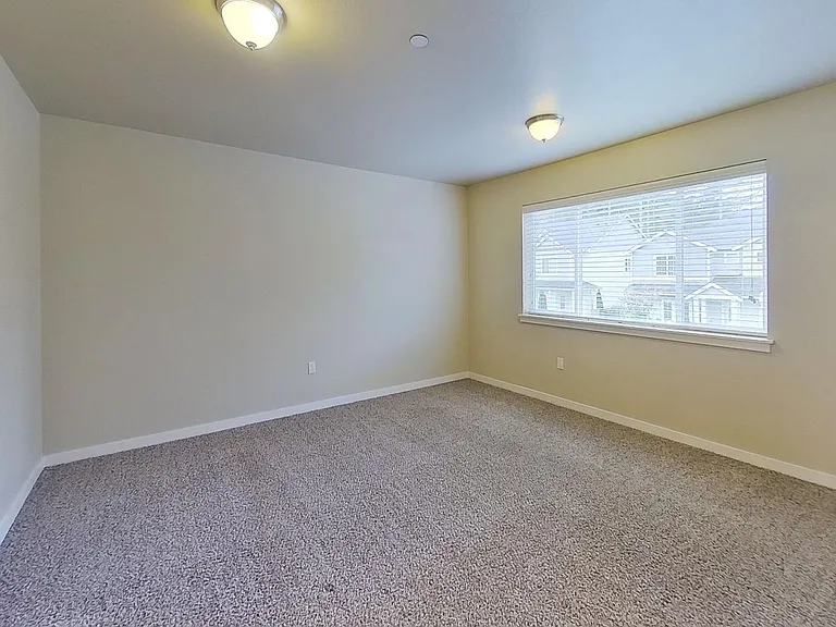 5024 Woodbine Dr SW — Photo 15