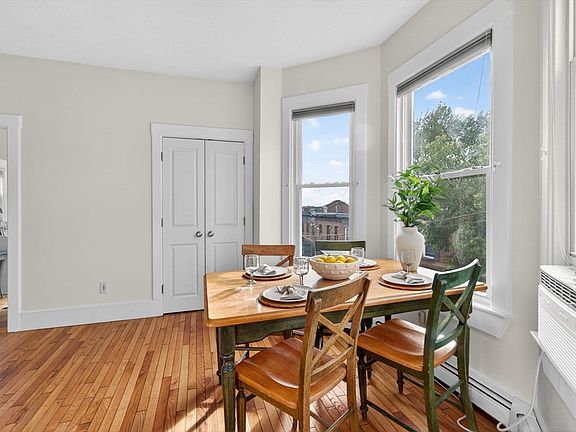 5th image of 118 High St #9