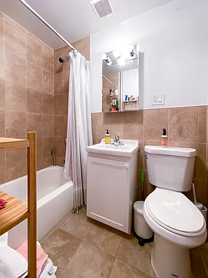 Rented by Compass | media 13