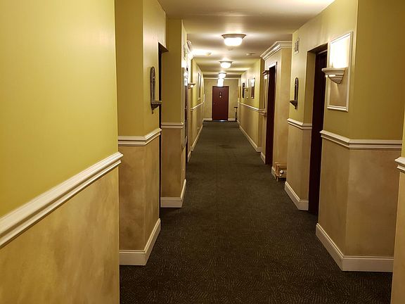 5th image of 4600 N Cumberland Ave Unit 511