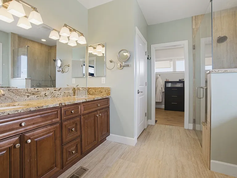 79 Sheldon Ave — Photo 16