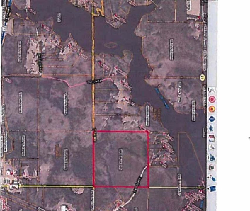 2nd image of E Mohawk Dr