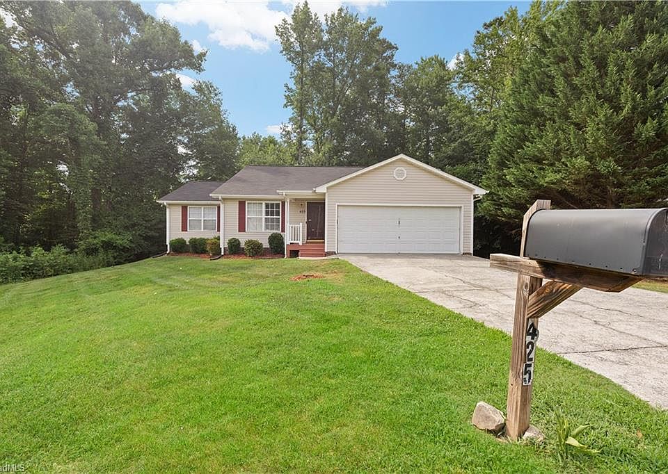 2nd image of 425 Donny Brook Ct