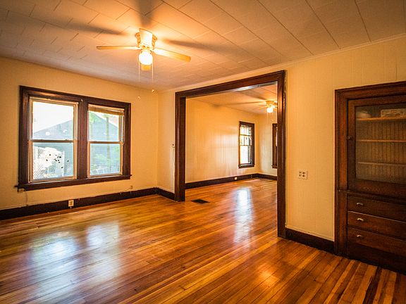 4th image of 14 Clifton Ave