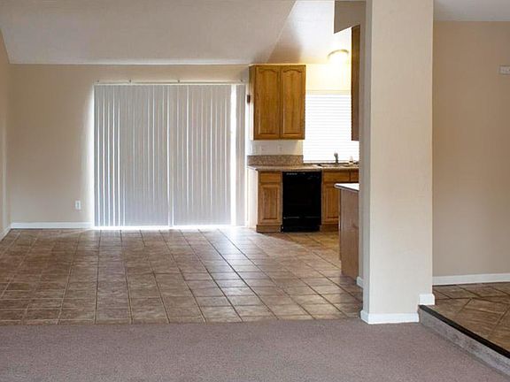 4th image of 12070 Aaron Dr