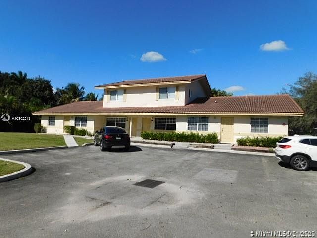 1st image of 6659 SW 49th St
