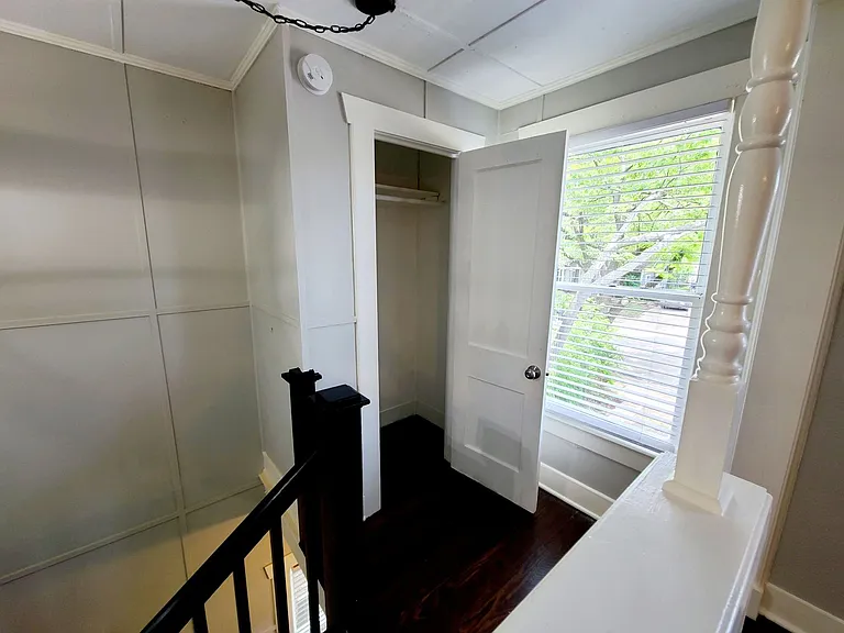 5734 Worth St — Photo 6