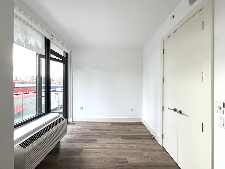 228 E 135th St #410 — Photo 6