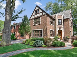 1234 Glendenning Rd, Wilmette, IL 60091