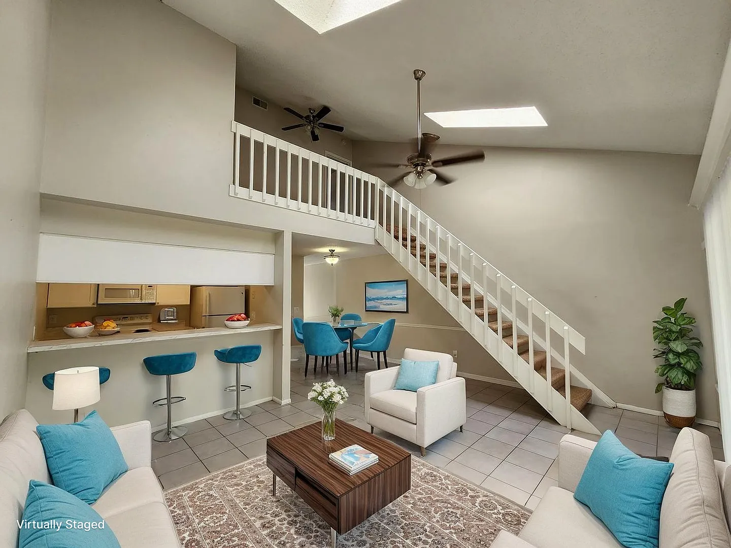 2/2 townhouse — Photo 2