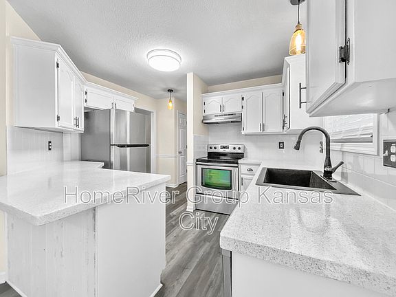 5th image of 816 SW Highland Ave