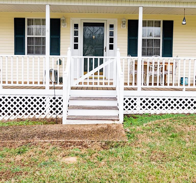 1st image of 3654 Southmeade Dr