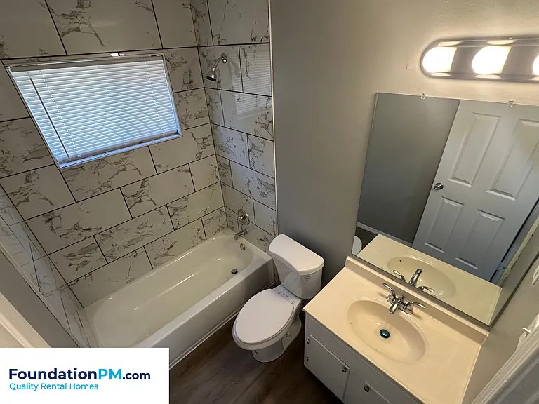 686 Westview Rd — Photo 10