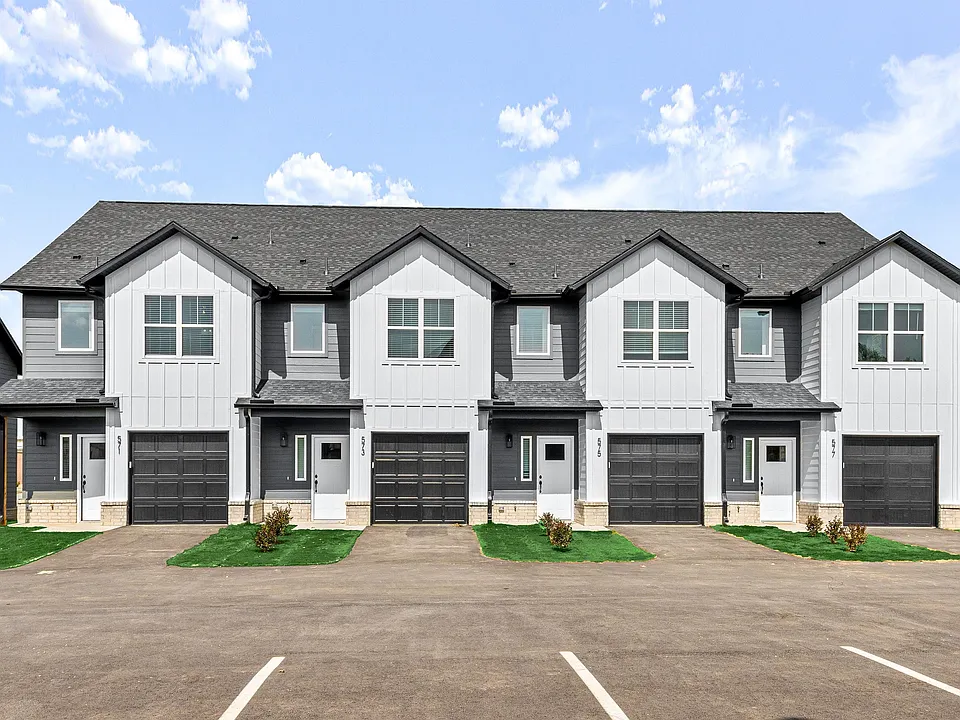 575 W Pickens Rd