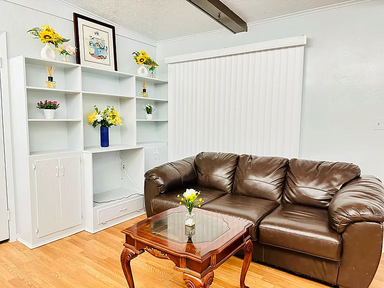 1004 Dominik Dr — Photo 13