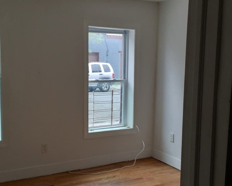 1st image of 141 William St Floor 3