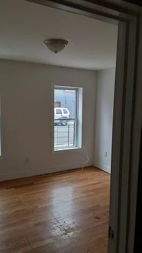 141 William St Photo 1