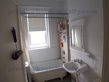 2nd image of 1350 Commonwealth Ave #D19