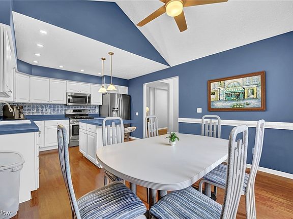 4th image of 23736 Hidden Cottage Trl