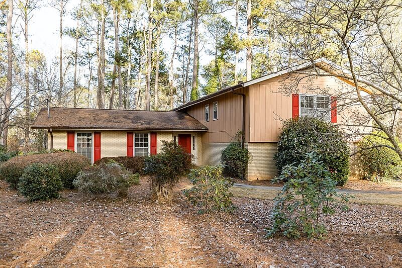 1st image of 265 Ponderosa Dr
