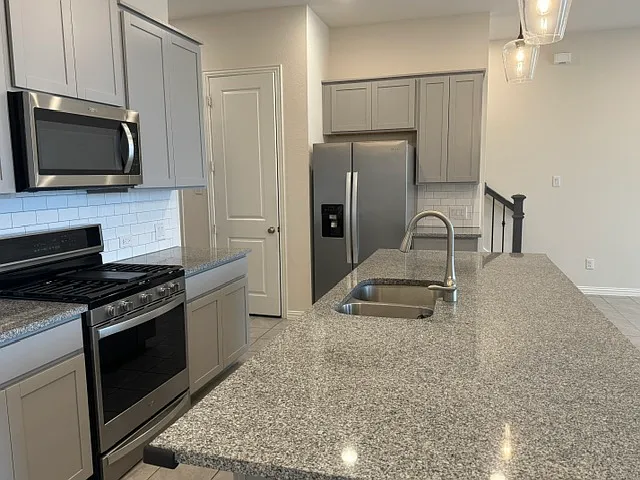 17709 Sage Ln — Photo 8
