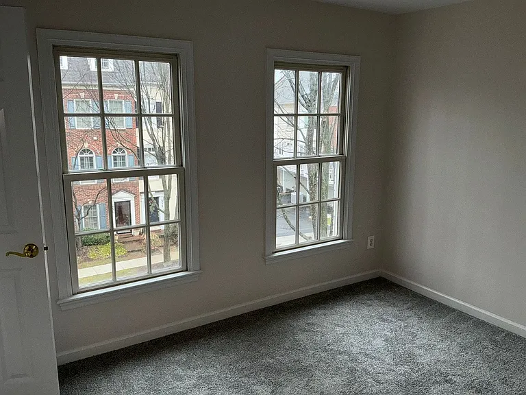 332 Casey Ln — Photo 23