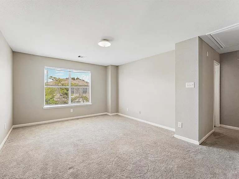 18910 Remington Mill Dr — Photo 6