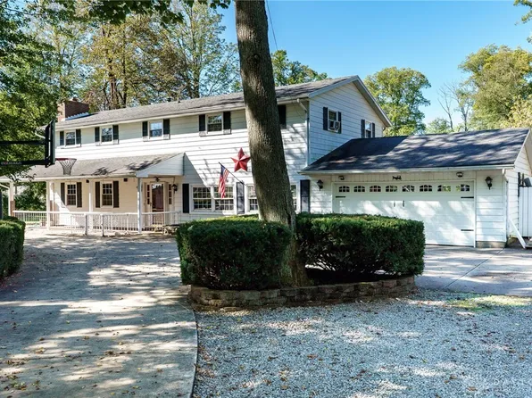 4574 Comanchee Trl, Jamestown, OH 45335