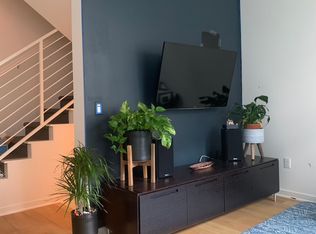2924 Rowena Ave #6, Los Angeles, CA 90039