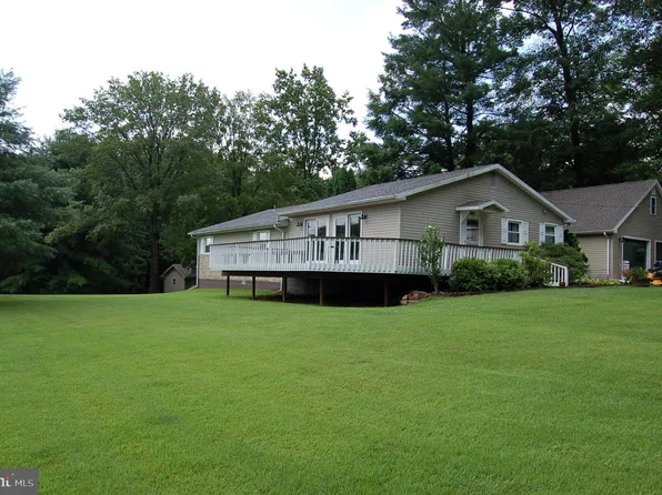 1667 Maplewood Rd, Harrisburg, PA 17112