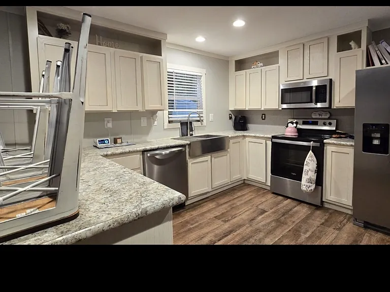 12500 Aldine Westfield Rd — Photo 10