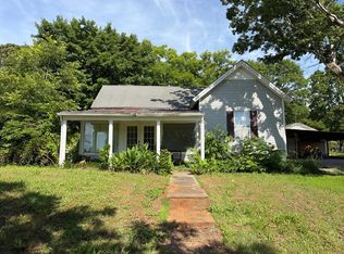122 County Road 76, Riceville, TN 37370