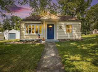 54 Deerpath Rd, Merrillville, IN 46410