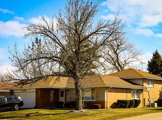 839 E 169th St, South Holland, IL 60473