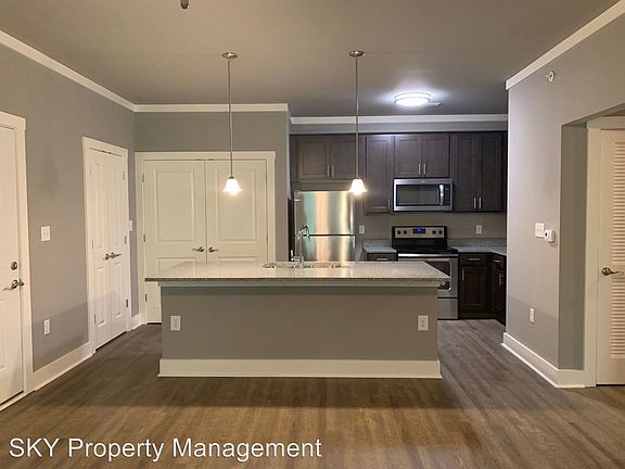 4th image of 2940 Highway 31 W APT E206