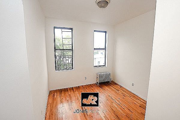 1st image of 115 Saint Marks Pl APT 5