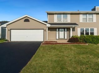 4446 Sunbury Dr, Rockford, IL 61109