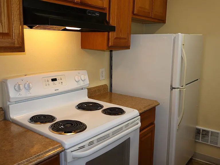 1301 University Ave #C104 — Photo 6