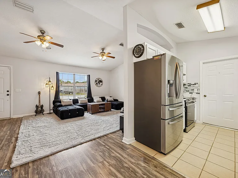 149 Aidan Ct — Photo 8