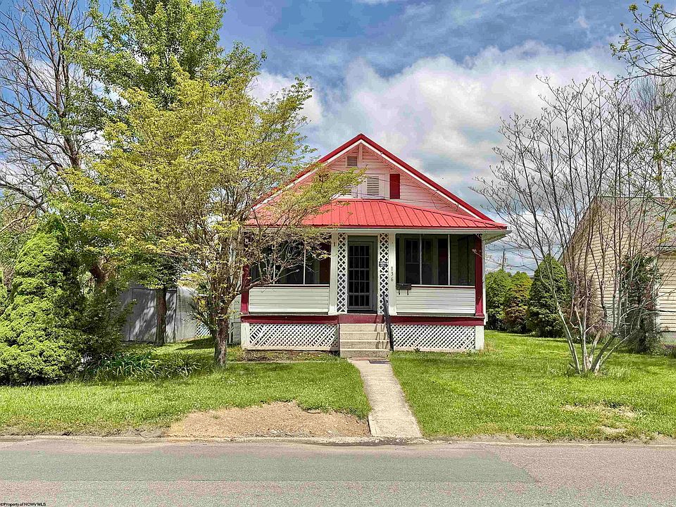 1st image of 136 Heavner Ave