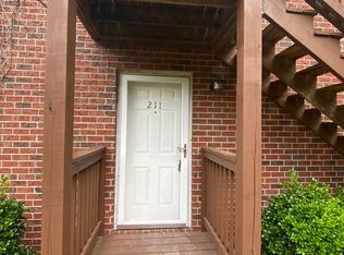 211 Brooke Castle Dr, Hermitage, TN 37076