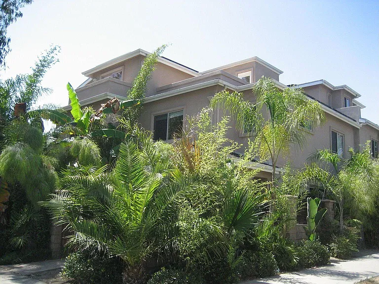 4402 Fanuel St — Photo 4