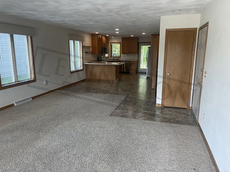 827 Foote St — Photo 7