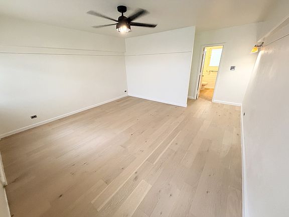 2nd image of 243 Liliuokalani Ave APT 106