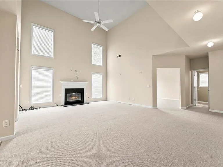 5351 Heyward Pl SW — Photo 20