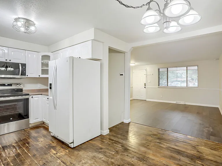 12443 W 8th Ave — Photo 4