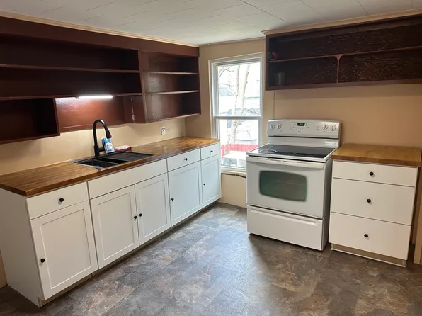 1739 Highland Ave APT 2, Troy, NY 12180
